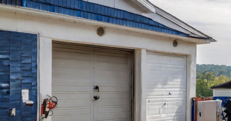 How to Choose the Right Garage Door for Your Bethesda, MD Home?