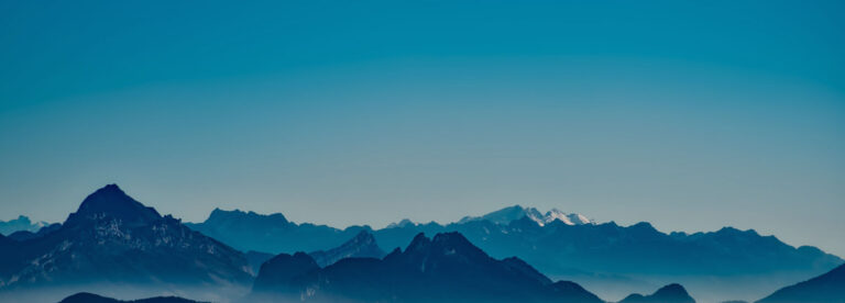 Discover Kenya’s Natural Wonders with a Leading Hiking Travel Agency