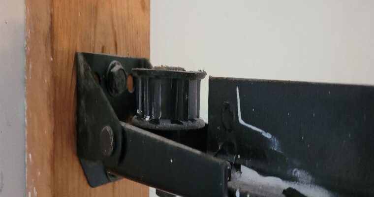 How Can You Find the Best Garage Door Repair Services in Silver Spring, MD?